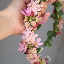 Różowy poranek – wianek z jaśminem i dziką różą na głowę