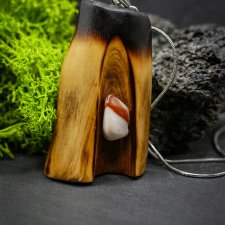 Wisiorek "Mokait w octowcu" –żywioł ognia i natury, octowiec, pirografia, prezent; minerał and Wood Pendant, biżuteria