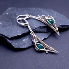 Srebrne kolczyki wire wrapping z zielonym chalcedonem– ręcznie robiona biżuteria artystyczna, prezent dla niej