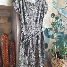 Khaki midi M
