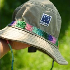 Bucket hat Brixton przeróbka handmade (upcycling)