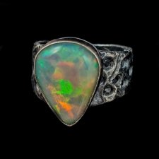 OPAL Z TĘCZOWĄ FEERIĄ