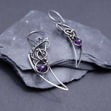 Srebrne kolczyki wire wrapping z ametystem – ręcznie robiona biżuteria artystyczna, prezent dla niej