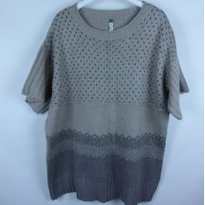 sweter akryl krótki rękaw 26 - 28 / 54 - 56