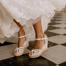 Ślubne espadryle na koturnie z perłą - wysokość 10 cm, Ślub boho - rozmiar 36