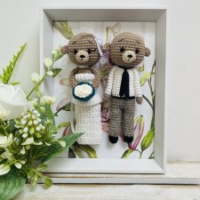 Młoda para misie w białejramce ręcznie robione prezent ślubny obraz