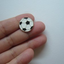 PIN PRZYPINKA BROSZKA PIŁKA NOŻNA
