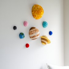 Zestaw dużych planet 3D z filcu • Dekoracja ścienna i sufitowa do pokoju dziecięcego