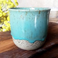 PIĘKNA MIĘTOWA KAMIONKOWA CZARKA DO KAWY 300 ML kubek ceramiczny HAND-MADE KOLOROWE NACZYNIA NA GORĄCE NAPOJE ceramika nowoczesna ART GAIA