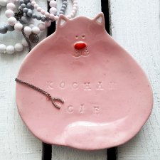 Talerzyk deserowy kot z napisem Kocham Cię - Rękodzieło na prezent dla zakochanych - Lamabo Ceramics