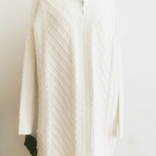 sweterkowa sukienka oversize