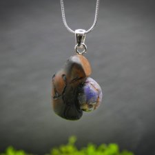 SZAFIR naturalny - Wisiorek z drewna orzecha, amulet zamknięty w kawałku drewna, pirografia, prezent, Wood Pendant, biżuteria, handmade