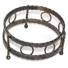 Stylizowany metalowy  stojak  metaloplastyka