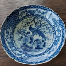 Orientalna misa dekoracyjna paw kwiaty