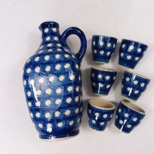 Ceramiczna karafka z kieliszkami, lata 70.