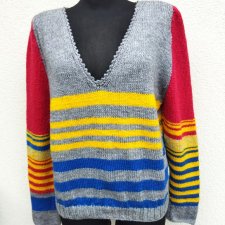 KOLOROWY SWETER