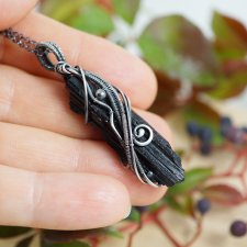 My heart is tourmaline black - srebrny wisior z surowym turmalinem