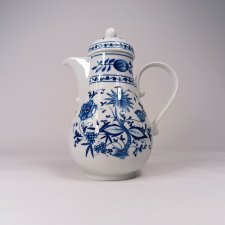 Porcelanowy dzbanek Kahla, wzór cebulowy lata 70.