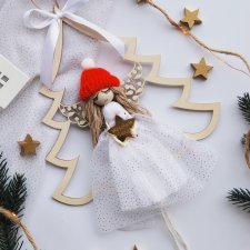 Świąteczny aniołek z choinką - zawieszka | Dekoracja Boże Narodzenie