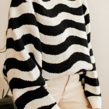 ciekawy sweter oversize
