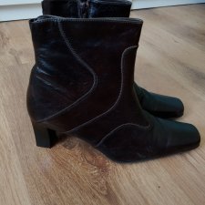 Nowe buty damskie 40