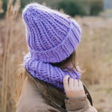 Fioletowa czapka z wełny peruwiańskiej WOOLY