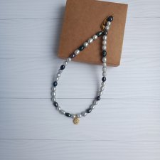 Szary perłowy choker
