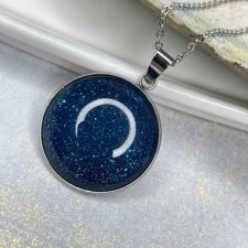 Wisior lśniący jak rozgwieżdżone niebo Dolunay e35/34