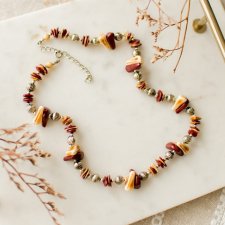 naszyjnik z koralikami