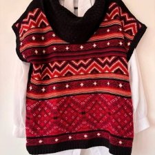 Ciepła norweska kamizelka w czerwony wzór – folkowy styl vintage