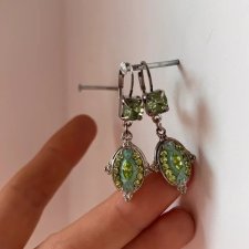 Kolczyki vintage z zielonymi kryształkami