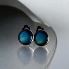 Klipsy Aurora – srebrna zorza w odcieniach niebiesko-seledynowych