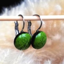 Damskie zielone kolczyki wiszące hand-made CERAMICZNE KOLCZYKI DŁUGIE MINIMALISTYCZNE ceramiczny prezent dla niej BIŻUTERIA AUTORSKA GAIA-ceramika