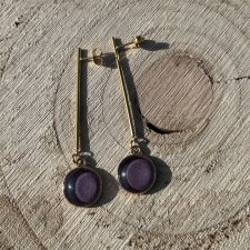 Złote kolczyki FALL – ciepły blask jesieni w odcieniach śliwki