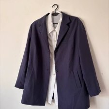 Granatowa marynarka damska o prostym, dłuższym kroju The Bridge XXL / 44 / 16