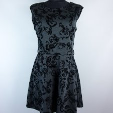 Atmosphere kloszowana sukienka aksamitne wzory / 40