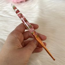 Artystyczne szydełko z suszonymi kwiatami 5,50 mm