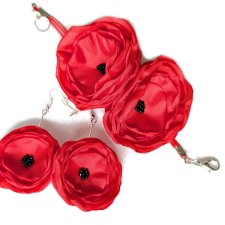 Bransoletka z kwiatkami i kolczyki na wieczór panieński