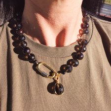 naszyjnik z kwarcu dymnego I granatu