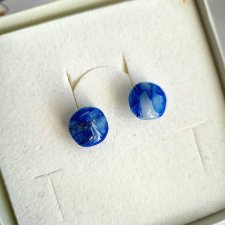 Niebieskie kolczyki sztyfty