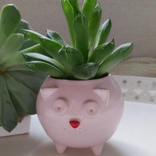 Mała różowa doniczka ceramiczna kot Kizior - Rękodzieło na prezent i dla Ciebie - Lamabo Ceramics