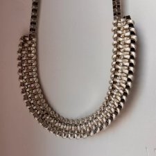 Metal naszyjnik z kostkami vintage minimalistyczna biżuteria w stylu modern & scandi