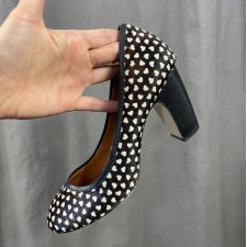 serduszka na obcasie