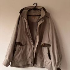 Beżowa męska kurtk a parka oversize kurtka vintage z kapturem i dużymi kieszeniami