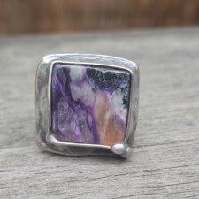 Czaroit - pierścionek regulowany