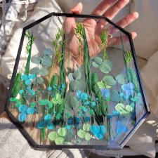 Witraż z kwiatów