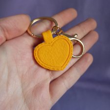 Brelok w kształcie serca różne kolory