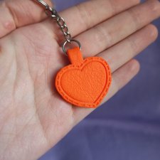 Brelok w kształcie serca różne kolory