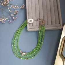 Naszyjnik w kolorze zielonym