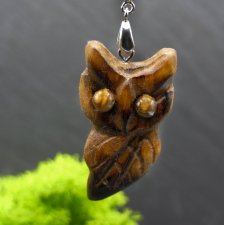 Drewniany wisiorek ręcznie rzeźbiony "Sowa i tygrysie oko" - pirografia, biżuteria z drewna, Unique Wooden Jewelry